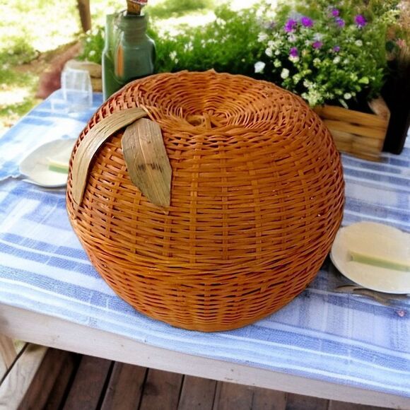 Wicker Apple Basket Trinket Box Vintage Woven Natural Fruit Cottage Farmhouse - Picture 14 of 16